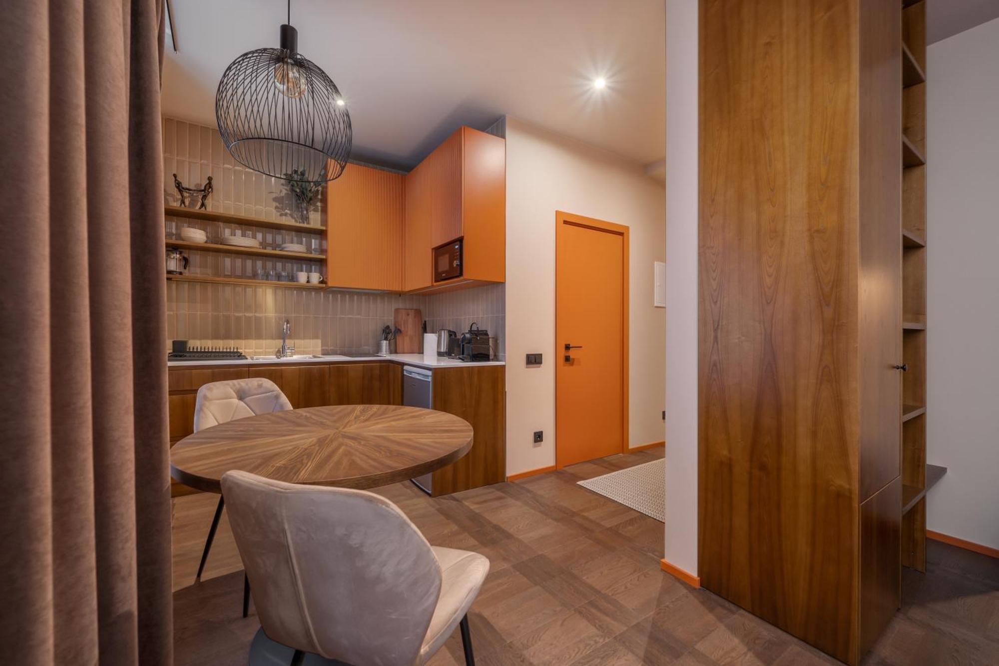 Stylish Old Town Apartment On Mucenieku Street ريغا المظهر الخارجي الصورة