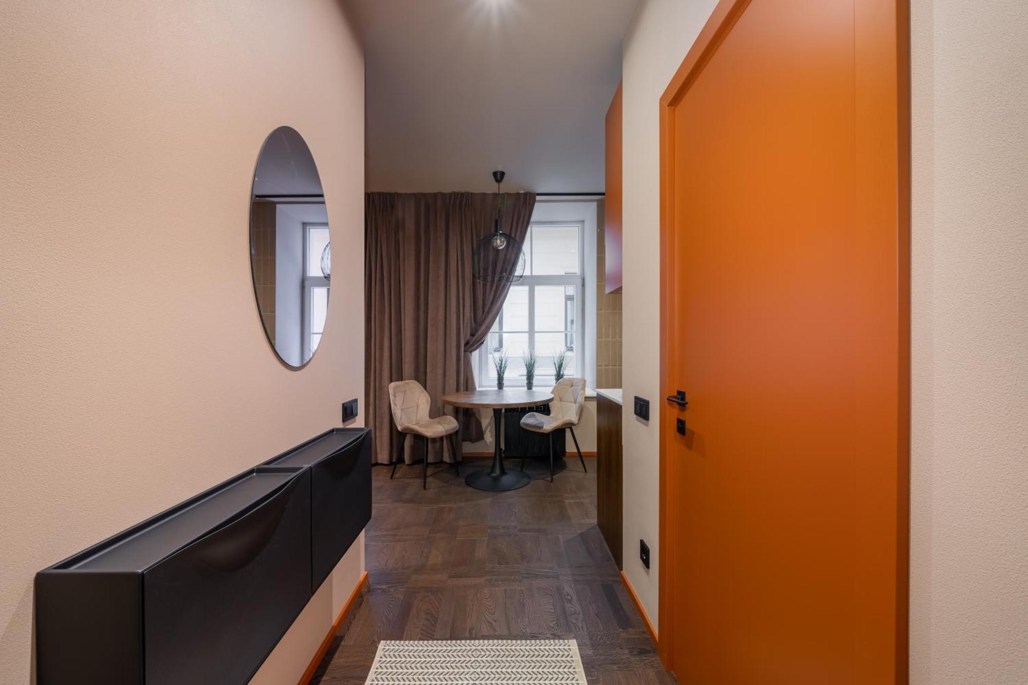 Stylish Old Town Apartment On Mucenieku Street ريغا المظهر الخارجي الصورة